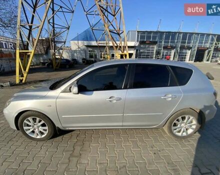 Серый Мазда 3, объемом двигателя 2 л и пробегом 301 тыс. км за 5400 $, фото 7 на Automoto.ua