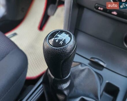 Сірий Мазда 3, об'ємом двигуна 1.6 л та пробігом 289 тис. км за 5300 $, фото 90 на Automoto.ua