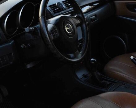 Серый Мазда 3, объемом двигателя 1.6 л и пробегом 246 тыс. км за 4550 $, фото 6 на Automoto.ua