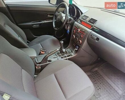 Сірий Мазда 3, об'ємом двигуна 1.6 л та пробігом 221 тис. км за 6000 $, фото 16 на Automoto.ua