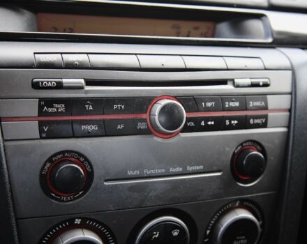 Серый Мазда 3, объемом двигателя 1.6 л и пробегом 212 тыс. км за 5300 $, фото 16 на Automoto.ua