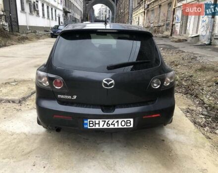 Серый Мазда 3, объемом двигателя 1.6 л и пробегом 160 тыс. км за 5000 $, фото 1 на Automoto.ua