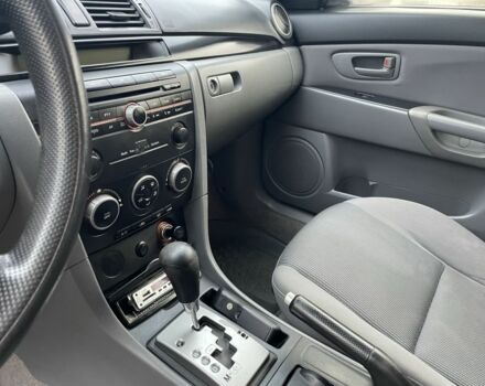 Сірий Мазда 3, об'ємом двигуна 1.6 л та пробігом 184 тис. км за 3500 $, фото 6 на Automoto.ua