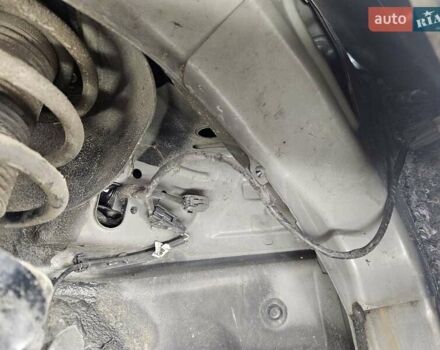 Сірий Мазда 3, об'ємом двигуна 1.6 л та пробігом 289 тис. км за 5300 $, фото 116 на Automoto.ua