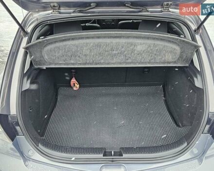 Сірий Мазда 3, об'ємом двигуна 1.6 л та пробігом 289 тис. км за 5300 $, фото 41 на Automoto.ua