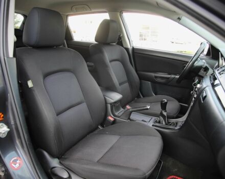 Серый Мазда 3, объемом двигателя 1.6 л и пробегом 212 тыс. км за 5300 $, фото 9 на Automoto.ua