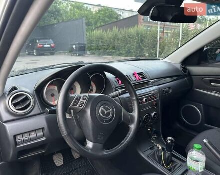 Сірий Мазда 3, об'ємом двигуна 1.56 л та пробігом 300 тис. км за 5300 $, фото 7 на Automoto.ua