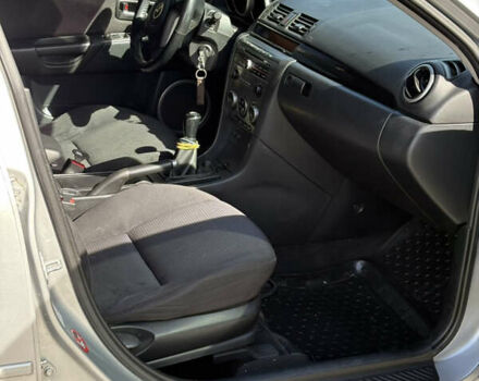 Сірий Мазда 3, об'ємом двигуна 1.56 л та пробігом 205 тис. км за 3500 $, фото 4 на Automoto.ua