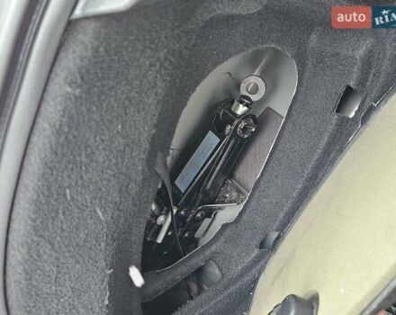 Сірий Мазда 3, об'ємом двигуна 1.6 л та пробігом 289 тис. км за 5300 $, фото 43 на Automoto.ua