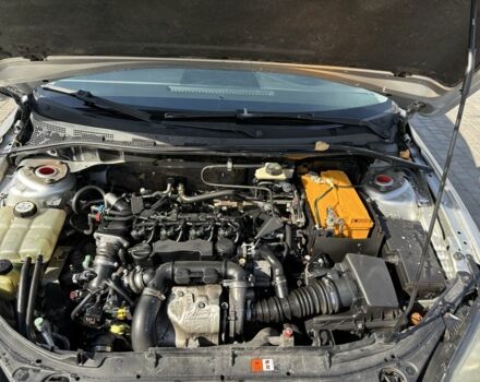 Сірий Мазда 3, об'ємом двигуна 1.6 л та пробігом 199 тис. км за 4500 $, фото 7 на Automoto.ua