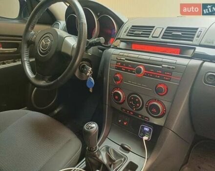 Сірий Мазда 3, об'ємом двигуна 1.6 л та пробігом 221 тис. км за 6000 $, фото 13 на Automoto.ua