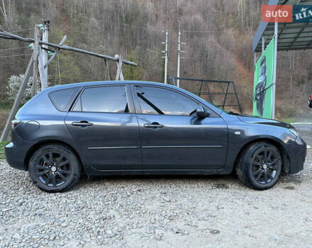 Серый Мазда 3, объемом двигателя 1.6 л и пробегом 248 тыс. км за 4600 $, фото 5 на Automoto.ua