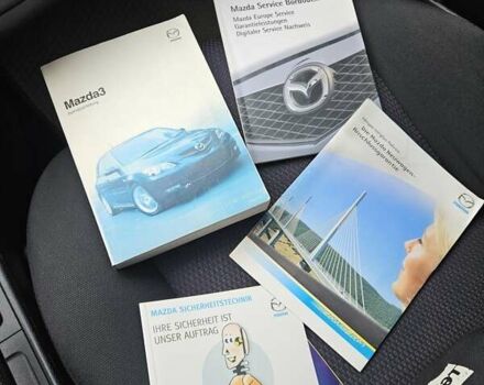 Сірий Мазда 3, об'ємом двигуна 1.6 л та пробігом 289 тис. км за 5300 $, фото 121 на Automoto.ua
