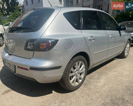 Серый Мазда 3, объемом двигателя 1.6 л и пробегом 162 тыс. км за 5500 $, фото 1 на Automoto.ua