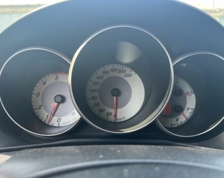 Сірий Мазда 3, об'ємом двигуна 1.6 л та пробігом 200 тис. км за 3400 $, фото 4 на Automoto.ua