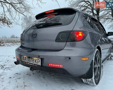 Серый Мазда 3, объемом двигателя 1.6 л и пробегом 320 тыс. км за 7999 $, фото 7 на Automoto.ua