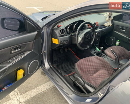 Сірий Мазда 3, об'ємом двигуна 1.6 л та пробігом 263 тис. км за 4500 $, фото 16 на Automoto.ua