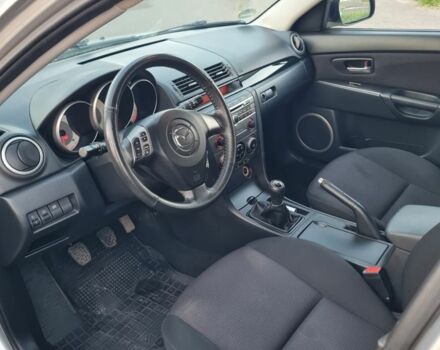 Сірий Мазда 3, об'ємом двигуна 1.6 л та пробігом 208 тис. км за 4701 $, фото 4 на Automoto.ua