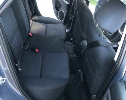 Сірий Мазда 3, об'ємом двигуна 1.6 л та пробігом 320 тис. км за 4200 $, фото 8 на Automoto.ua