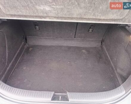 Серый Мазда 3, объемом двигателя 1.56 л и пробегом 269 тыс. км за 5200 $, фото 11 на Automoto.ua