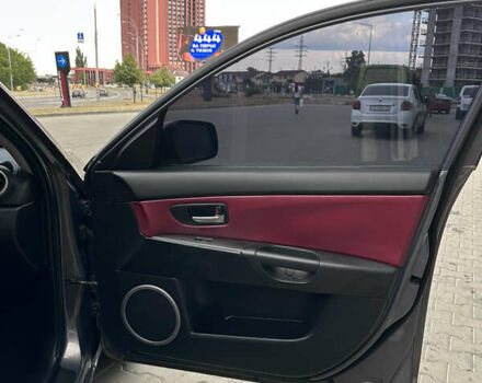 Серый Мазда 3, объемом двигателя 1.6 л и пробегом 268 тыс. км за 5400 $, фото 10 на Automoto.ua