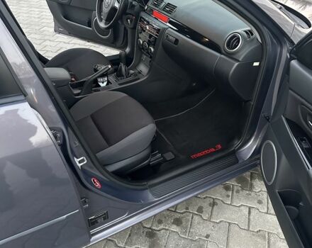 Серый Мазда 3, объемом двигателя 1.6 л и пробегом 59 тыс. км за 7000 $, фото 9 на Automoto.ua