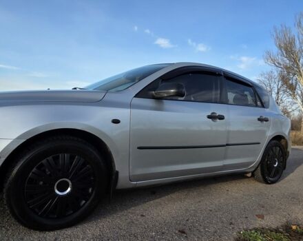 Серый Мазда 3, объемом двигателя 1.3 л и пробегом 197 тыс. км за 4600 $, фото 19 на Automoto.ua