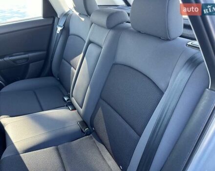 Сірий Мазда 3, об'ємом двигуна 1.6 л та пробігом 215 тис. км за 6800 $, фото 7 на Automoto.ua