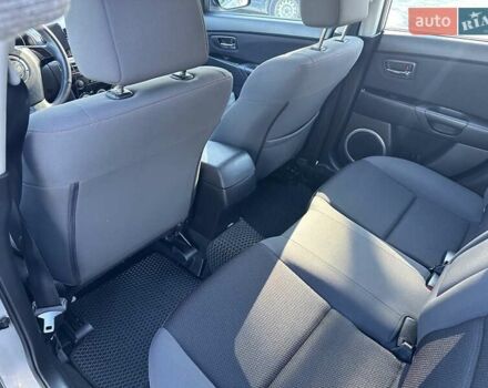 Сірий Мазда 3, об'ємом двигуна 1.6 л та пробігом 215 тис. км за 6800 $, фото 6 на Automoto.ua