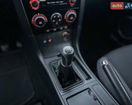 Сірий Мазда 3, об'ємом двигуна 1.6 л та пробігом 253 тис. км за 5700 $, фото 26 на Automoto.ua