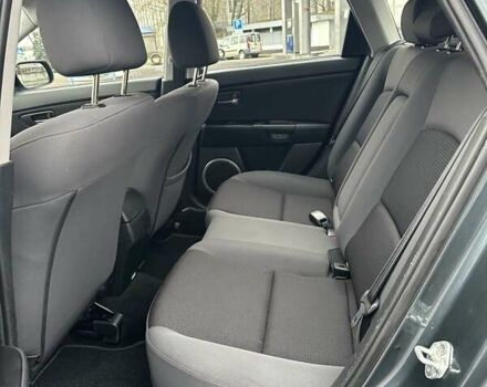 Сірий Мазда 3, об'ємом двигуна 1.6 л та пробігом 237 тис. км за 5800 $, фото 9 на Automoto.ua