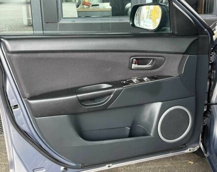 Серый Мазда 3, объемом двигателя 1.6 л и пробегом 195 тыс. км за 5699 $, фото 6 на Automoto.ua