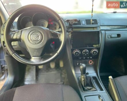 Серый Мазда 3, объемом двигателя 1.6 л и пробегом 230 тыс. км за 5300 $, фото 4 на Automoto.ua