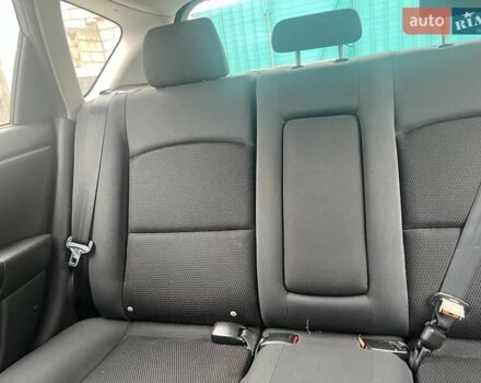 Серый Мазда 3, объемом двигателя 1.6 л и пробегом 66 тыс. км за 6500 $, фото 7 на Automoto.ua