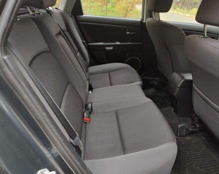 Серый Мазда 3, объемом двигателя 1.6 л и пробегом 191 тыс. км за 5550 $, фото 6 на Automoto.ua