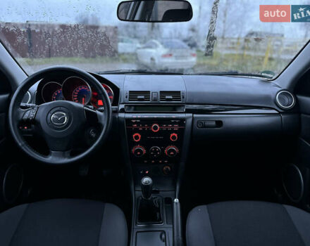 Сірий Мазда 3, об'ємом двигуна 1.6 л та пробігом 253 тис. км за 5700 $, фото 45 на Automoto.ua