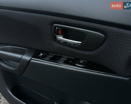 Сірий Мазда 3, об'ємом двигуна 1.6 л та пробігом 253 тис. км за 5700 $, фото 19 на Automoto.ua