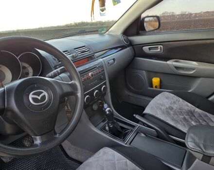 Серый Мазда 3, объемом двигателя 1.3 л и пробегом 197 тыс. км за 4600 $, фото 13 на Automoto.ua