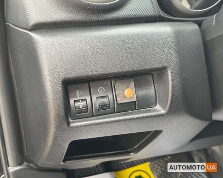 Серый Мазда 3, объемом двигателя 1.6 л и пробегом 265 тыс. км за 6600 $, фото 8 на Automoto.ua