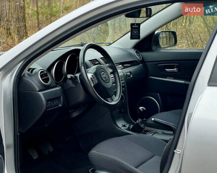 Серый Мазда 3, объемом двигателя 1.6 л и пробегом 163 тыс. км за 6250 $, фото 13 на Automoto.ua