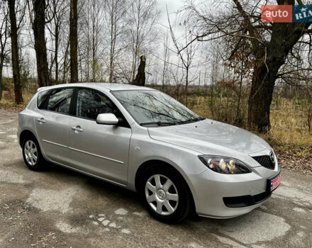 Серый Мазда 3, объемом двигателя 1.6 л и пробегом 163 тыс. км за 6250 $, фото 3 на Automoto.ua