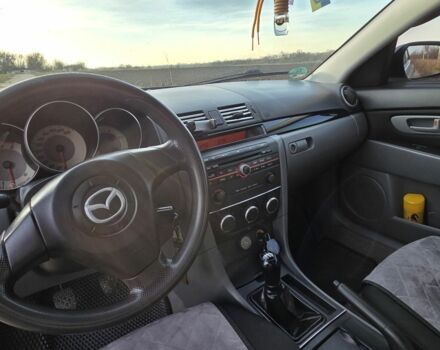 Серый Мазда 3, объемом двигателя 1.3 л и пробегом 197 тыс. км за 4600 $, фото 8 на Automoto.ua