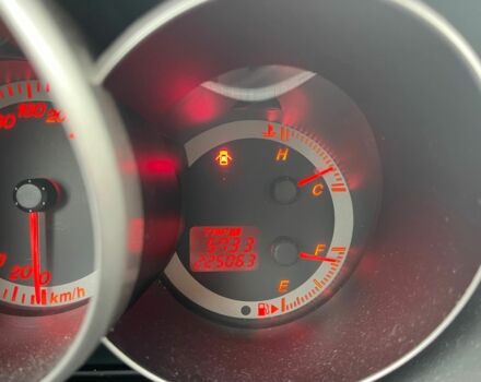 Серый Мазда 3, объемом двигателя 1.6 л и пробегом 225 тыс. км за 5700 $, фото 9 на Automoto.ua