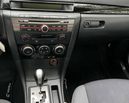 Серый Мазда 3, объемом двигателя 1.6 л и пробегом 206 тыс. км за 7400 $, фото 17 на Automoto.ua