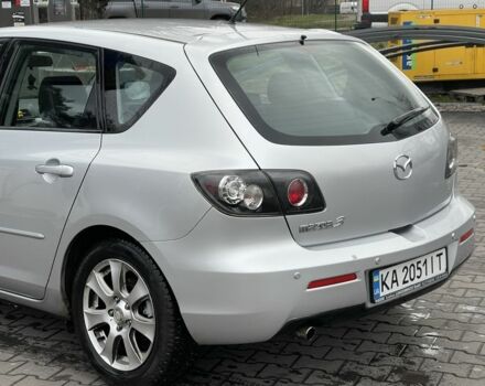 Серый Мазда 3, объемом двигателя 1.6 л и пробегом 225 тыс. км за 5700 $, фото 3 на Automoto.ua