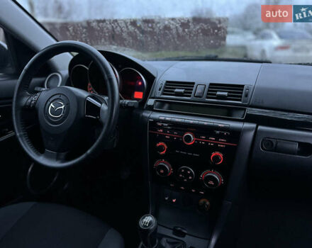 Сірий Мазда 3, об'ємом двигуна 1.6 л та пробігом 253 тис. км за 5700 $, фото 42 на Automoto.ua