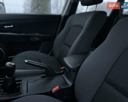 Сірий Мазда 3, об'ємом двигуна 1.6 л та пробігом 253 тис. км за 5700 $, фото 29 на Automoto.ua