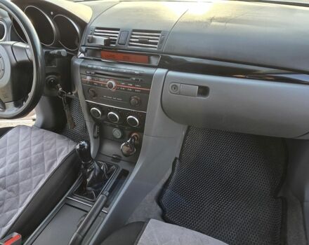 Серый Мазда 3, объемом двигателя 1.3 л и пробегом 197 тыс. км за 4600 $, фото 9 на Automoto.ua