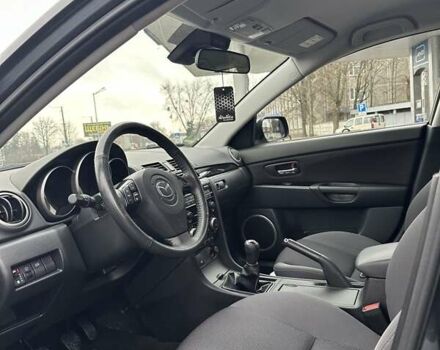 Сірий Мазда 3, об'ємом двигуна 1.6 л та пробігом 237 тис. км за 5800 $, фото 7 на Automoto.ua