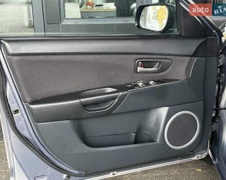 Сірий Мазда 3, об'ємом двигуна 1.6 л та пробігом 195 тис. км за 5699 $, фото 13 на Automoto.ua